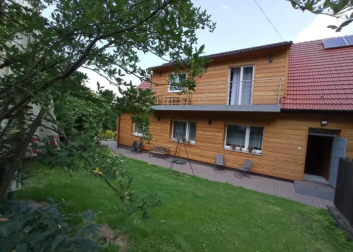 Leśniczówka W Lanckoronie *